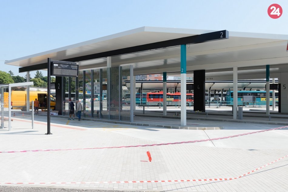 Autobusová stanica v Nitre je takmer hotová: FOTO pred dokončením