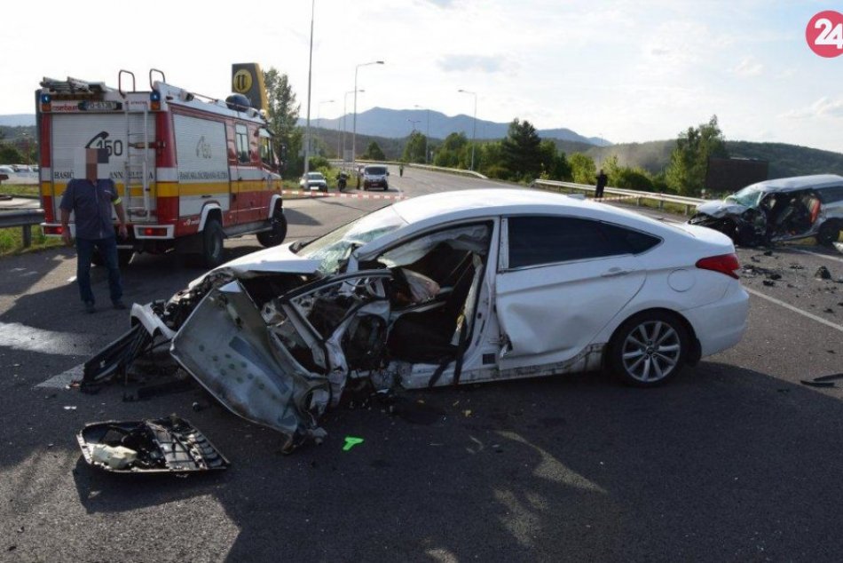 Tragická dopravná nehoda v Novákoch: Zábery priamo z miesta
