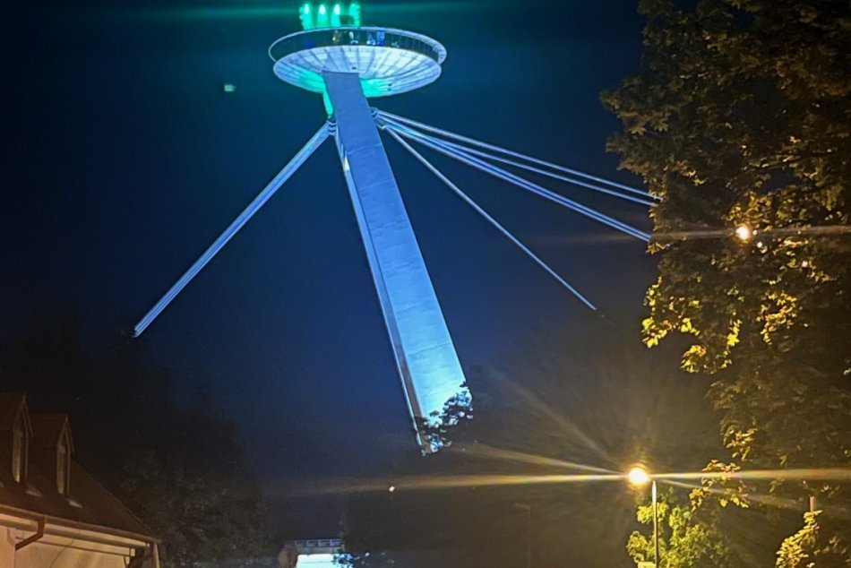 Dominantou Bratislavy je UFO