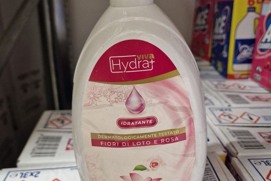 FOTO: Hygienici upozorňujú na nebezpečnú kozmetiku