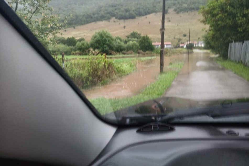 Záplava v obci Kunova Teplica