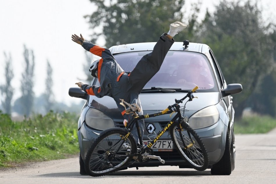 Prvá slovenská simulácia zrážky auta s bicyklom
