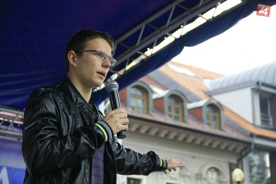 19-ročný Bystričan Jaro radí firmám ako prilákať zákazníkov