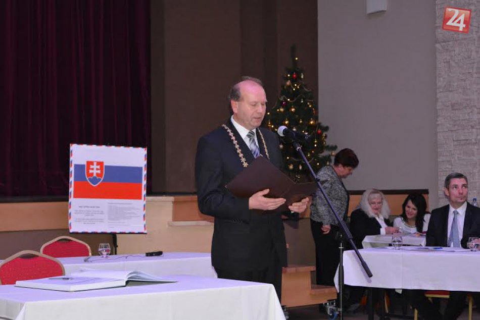 Primátor a sedemnásti poslanci zložili slávnostný sľub