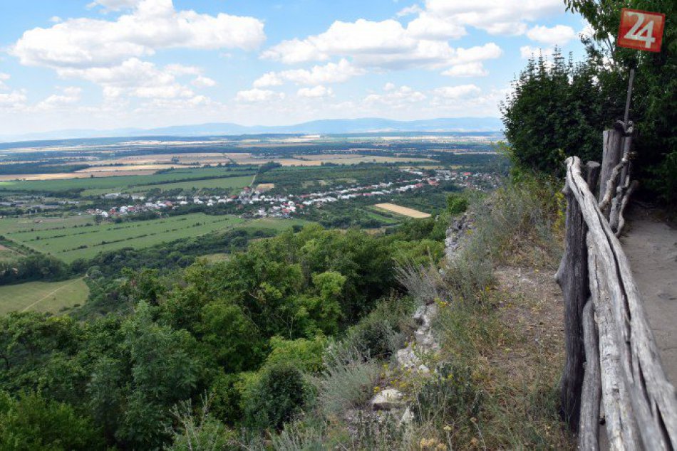 Hrad Vinné