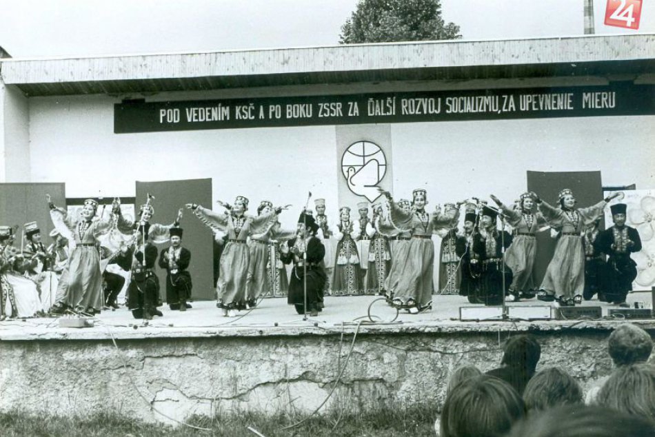 Prvomájové oslavy za socíku v Spišskej