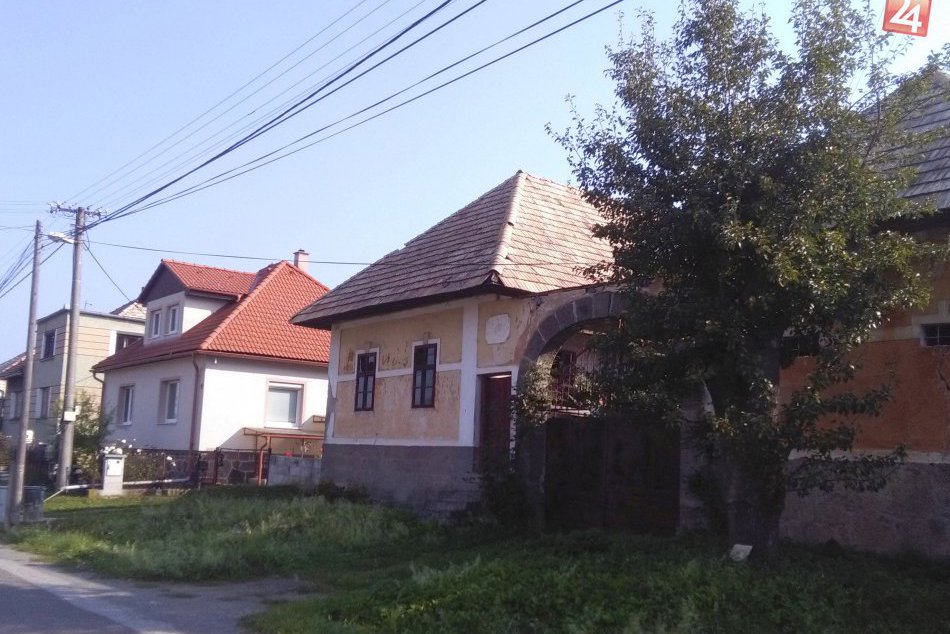 Obec Ostrá Lúka neďaleko Zvolena v OBRAZOCH