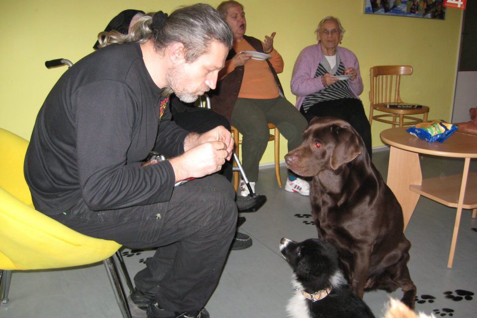 V OBRAZOCH: Canisterapeut Miroslav Suja so svojimi psíkmi