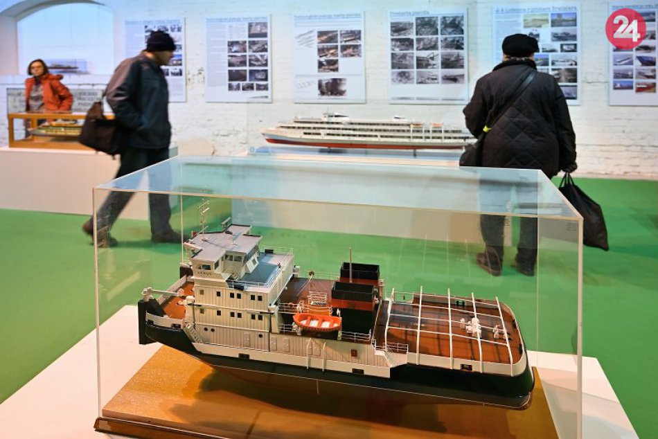 Výstava 100 rokov lodiarstva v Československu