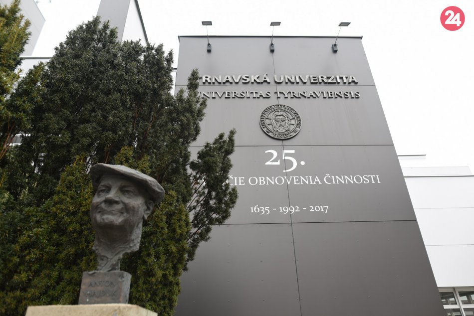 OBRAZOM: Trnavská univerzita v Trnave