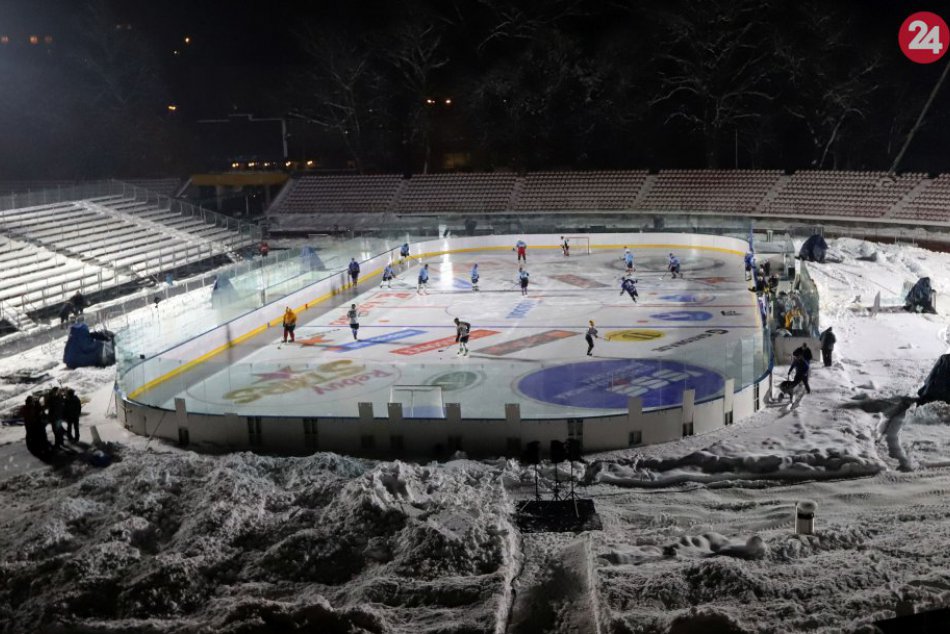 V OBRAZOCH: Prvé testovanie ľadovej plochy pred zápasmi Winter Classic