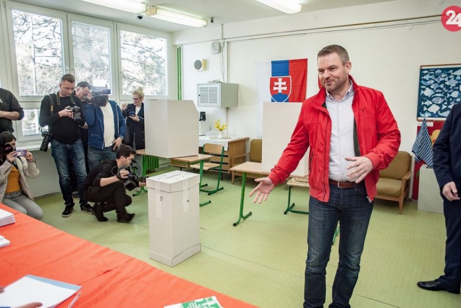 V Bystrici odvolil aj premiér: Teší sa na spoluprácu s novou hlavou štátu, VIDEO