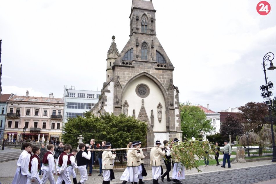 Stavanie mája Košice 2019