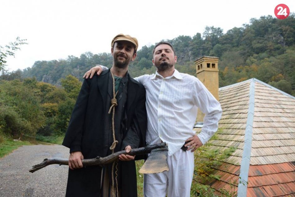 Šaľanov potešia originálnym dielom: Divadelníci z Levíc na plátnach kín, FOTO
