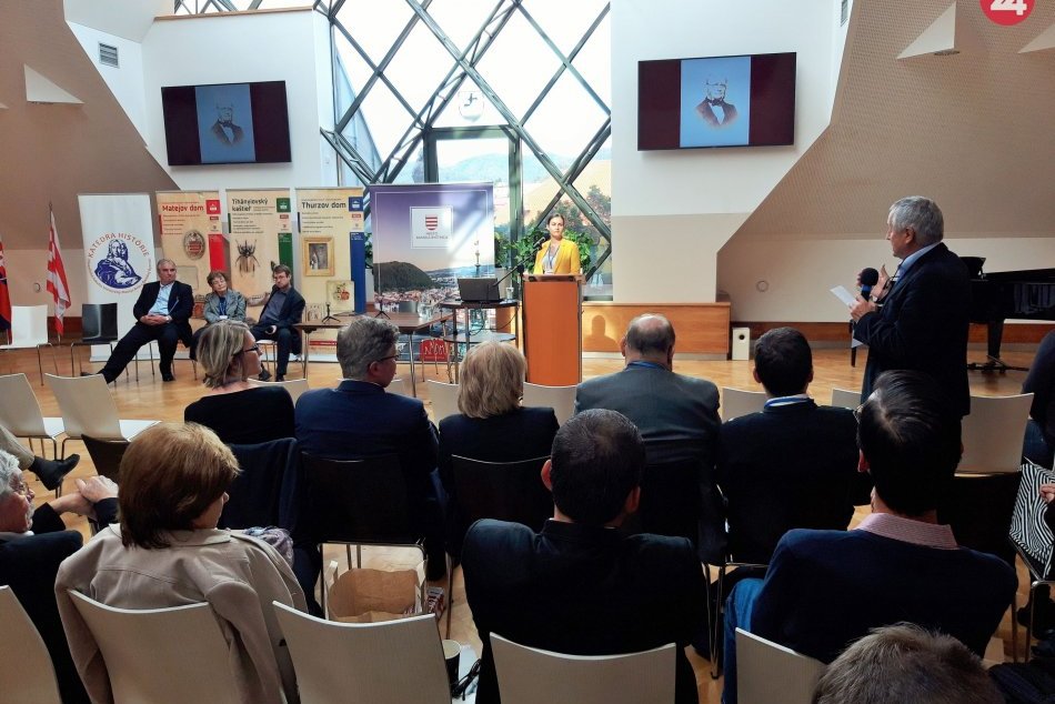 V OBRAZOCH: Medzinárodná vedecká konferencia Karol Kuzmány