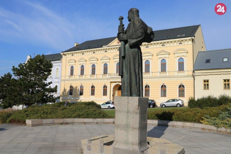 Záhada Pribinovej sochy odhalená: Z miesta nikdy nezmizla, išlo o hoax