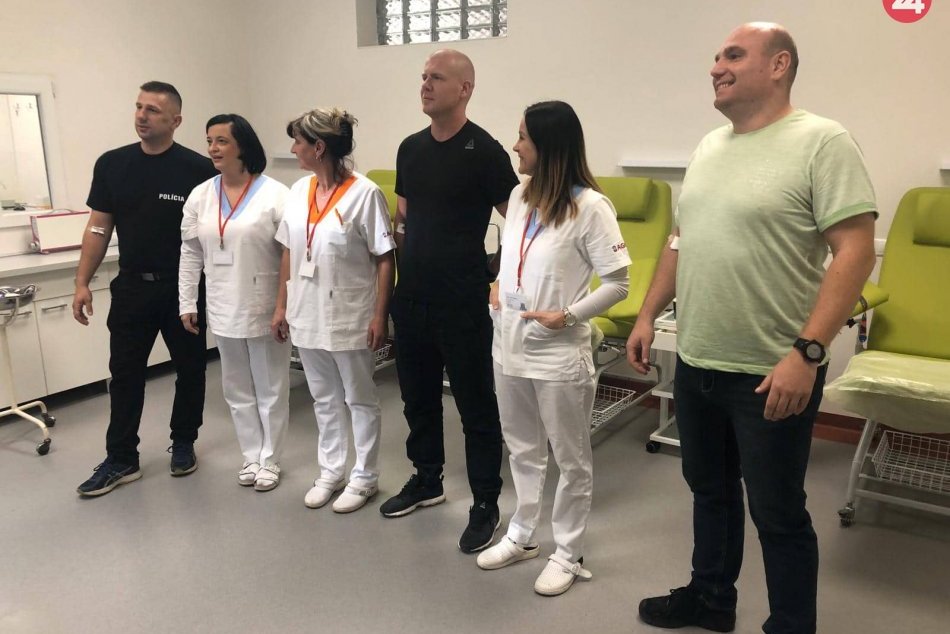 Stav policajta v popradskej nemocnici sa zlepšuje aj vďaka pomoci dobrých ľudí