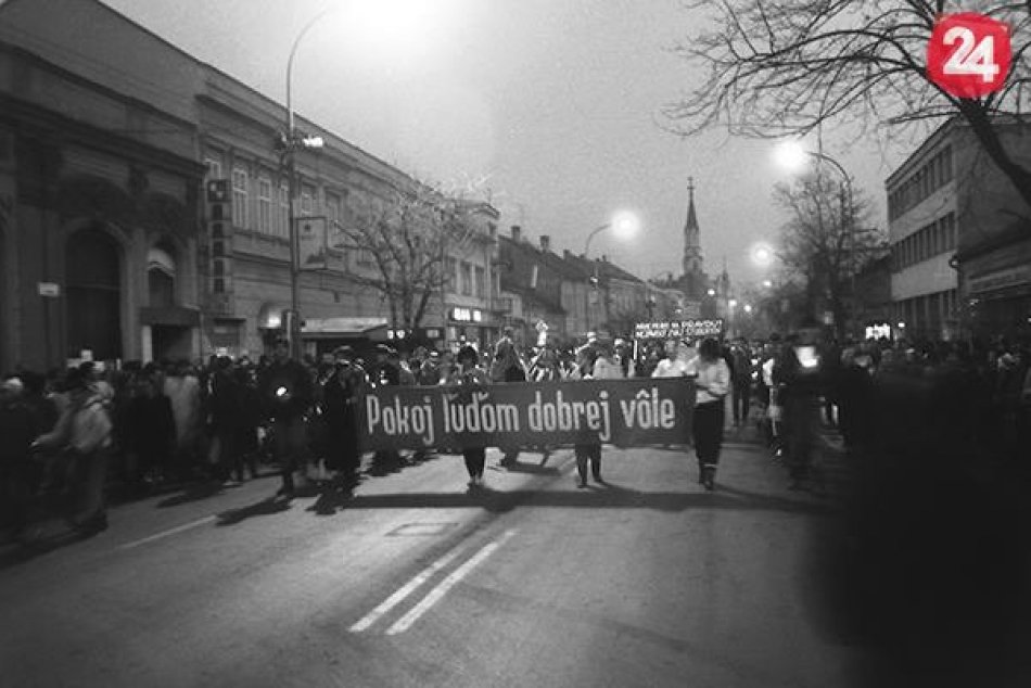 Novembrové udalosti 89 v Lučenci zachytil Michal Hanko