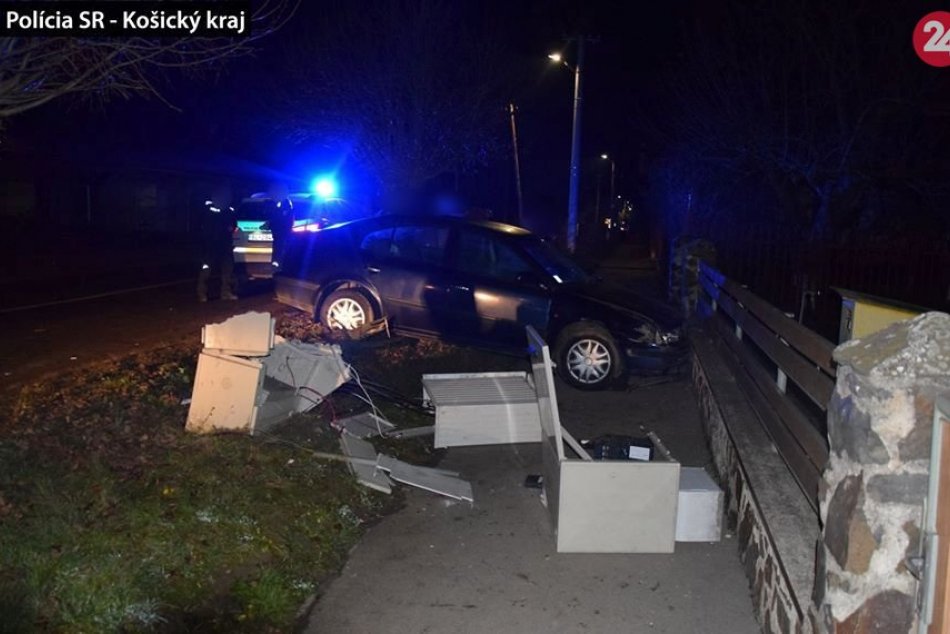 Nehoda vo Veľkých Kapušanoch: Policajné zábery z miesta