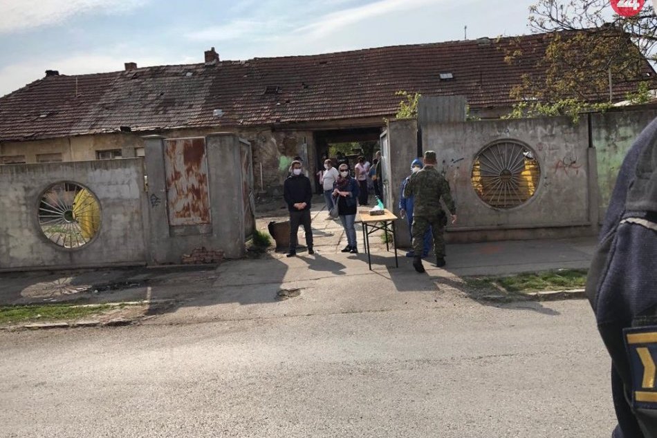 Terénne testovanie na koronavírus v Hlohovci a Šulekove