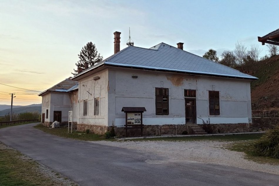 V OBRAZOCH: Bývalá banícka osada Železník láka turistov stále viac