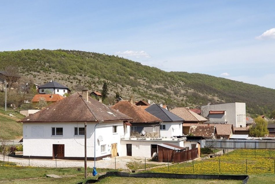 Pri Kečovských škrapoch a vyvieračke by malo pribudnúť turistické zázemie