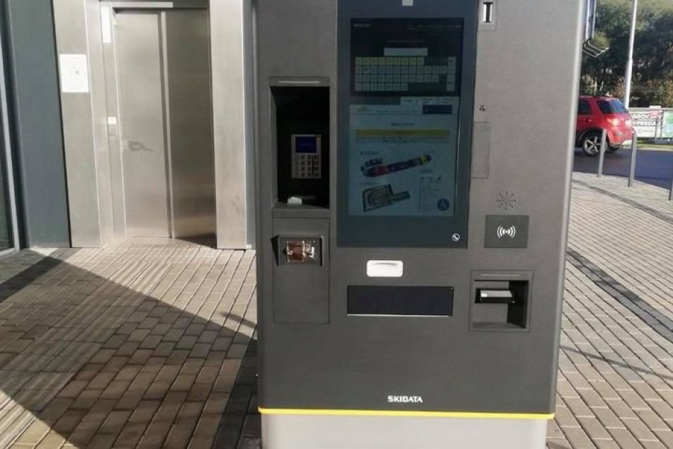 V OBRAZOCH: Parkovací systém v Terminal Vlak-Bus-Shopping