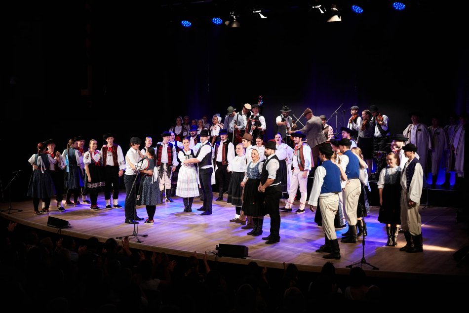 OBRAZOM: Folklórny súbor Považan z Považskej Bystrice