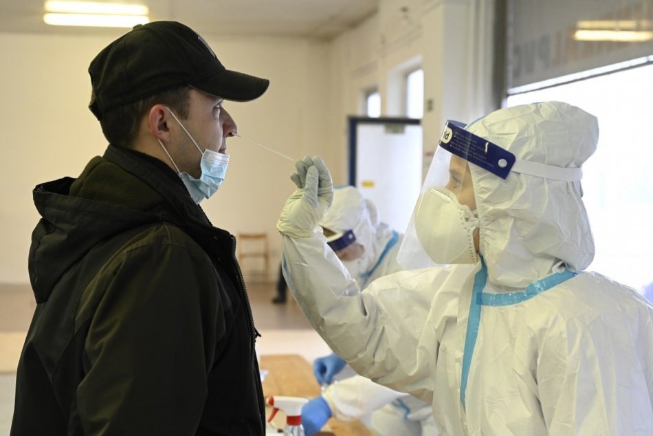 OBRAZOM: Antigénové testovanie v Púchove