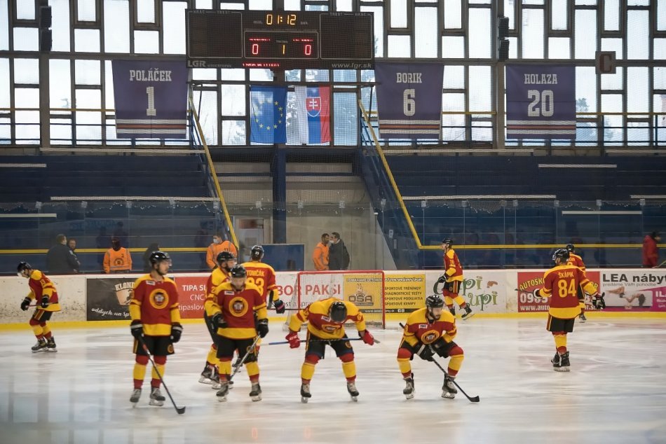OBRAZOM: MHK Dubnica nad Váhom - HC Topoľčany 3:1 v 3. zápase štvrťfinále