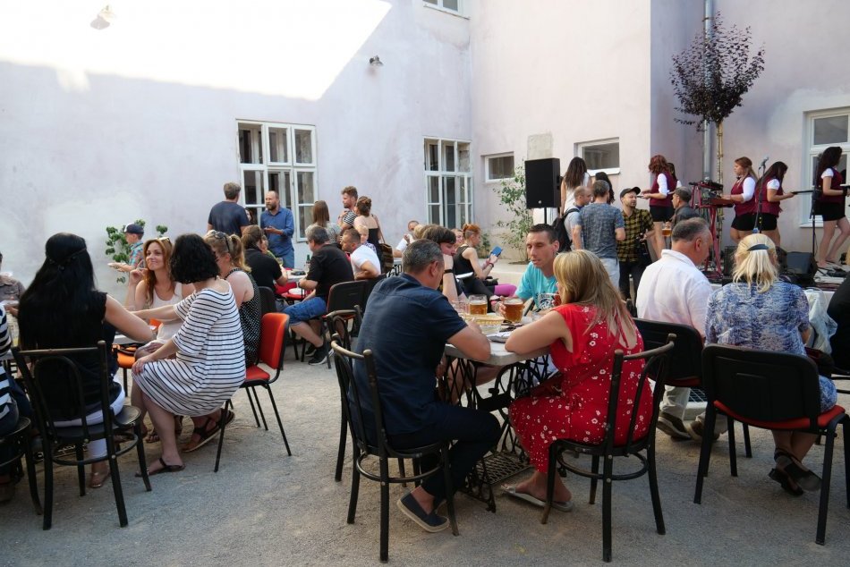 Kultúrno kreatívne centrum Kláštor pripravuje coworkingové centrum
