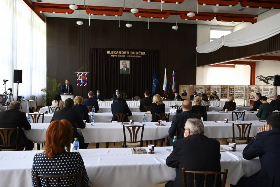 FOTO: Slávnosť pri príležitosti 100. výročie narodenia Alexandra Dubčeka