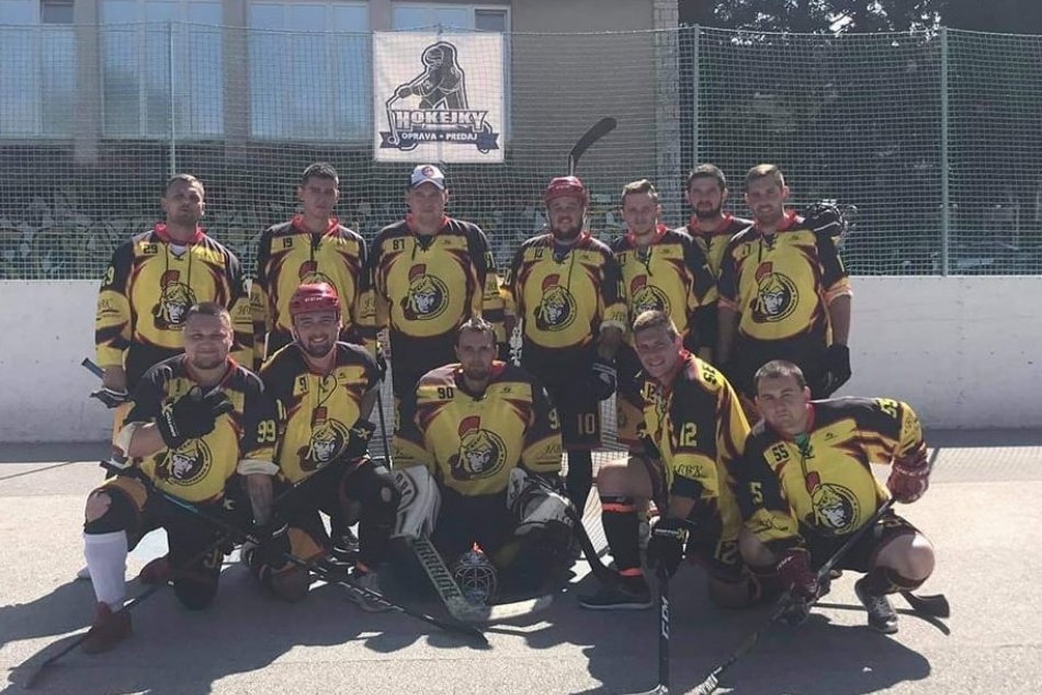 Objektívom: Hokejbalová liga v Prešove pokračuje