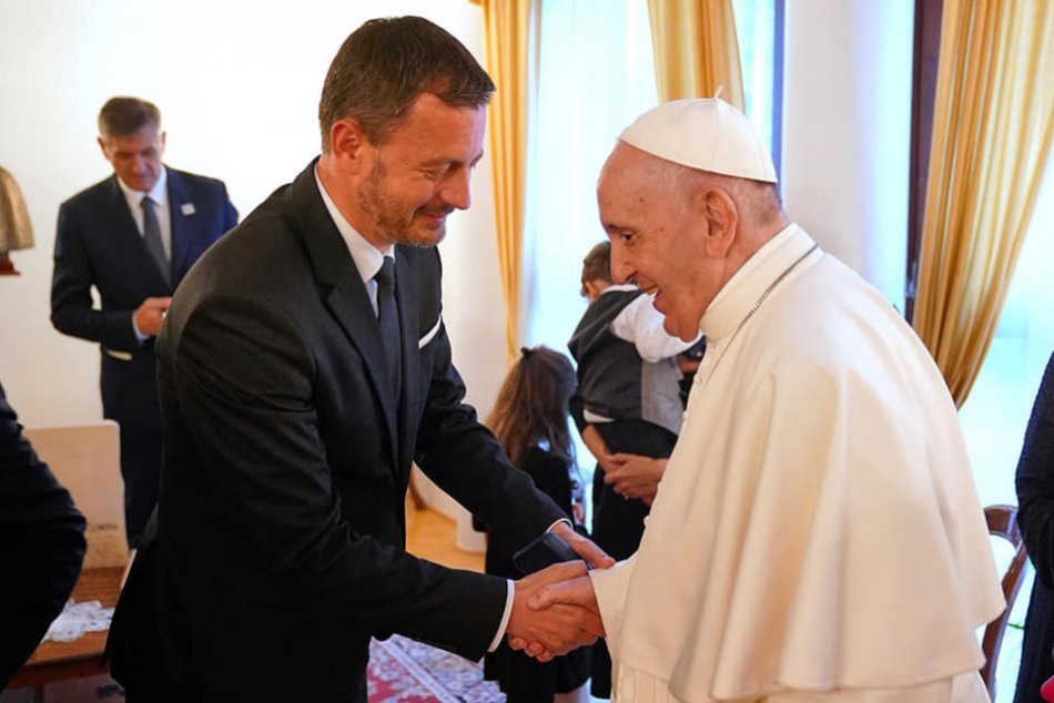 Pápež s premiérom Eduardom Hegerom