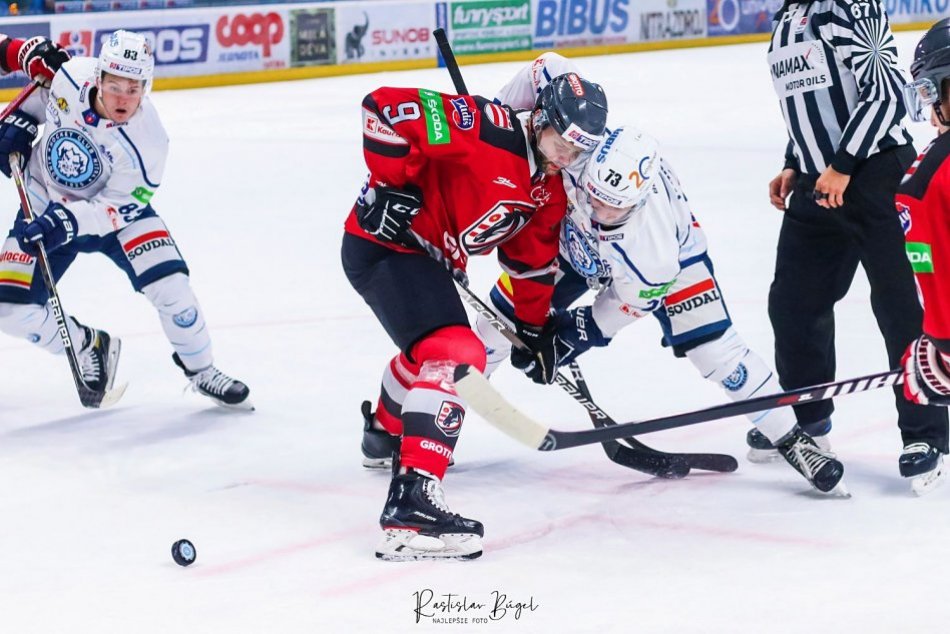 8. kolo: HK Nitra - HC GROTTO Prešov 8:3