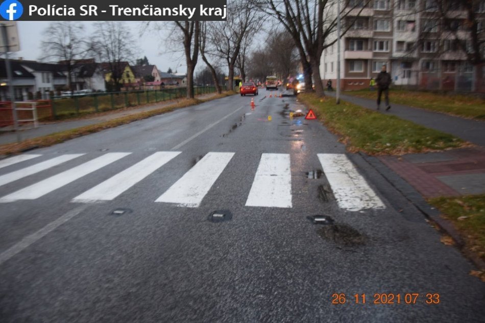FOTO: Tragická nehoda na priechode pre chodcov v Prievidzi