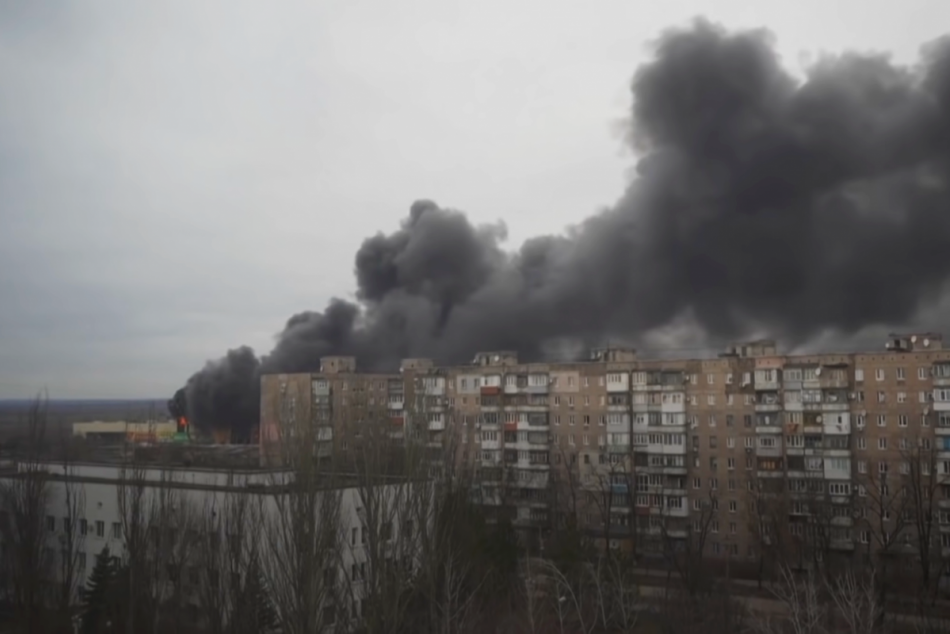 Zničené ukrajinské mesto Mariupol