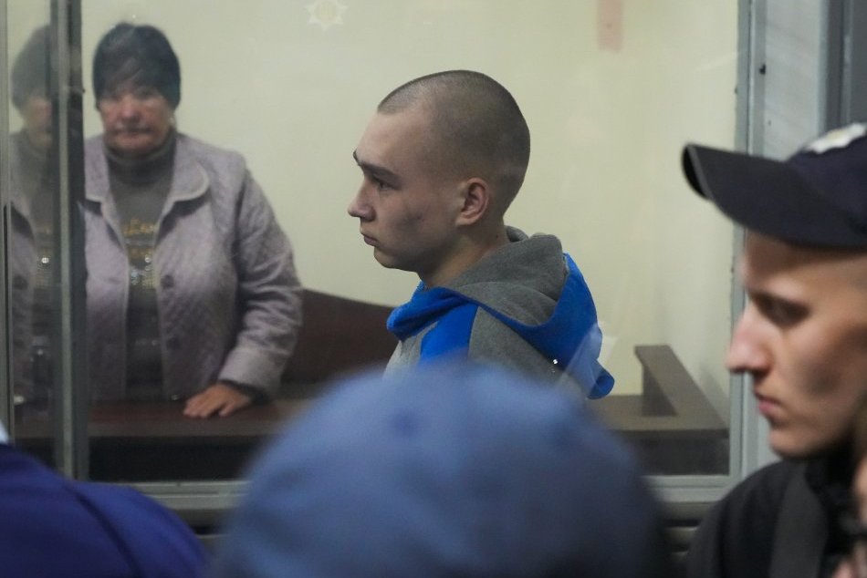 Prvý proces s ruským vojakom obvineným z vojnových zločinov na Ukrajine
