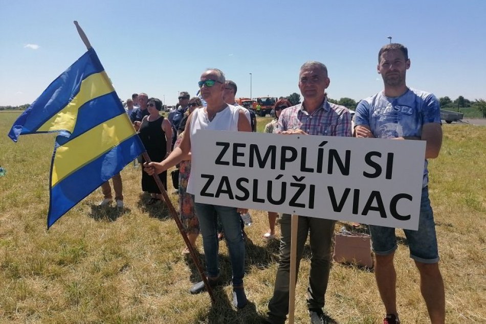 Protest predstaviteľov samospráv regiónu Zemplína a horného Šariša